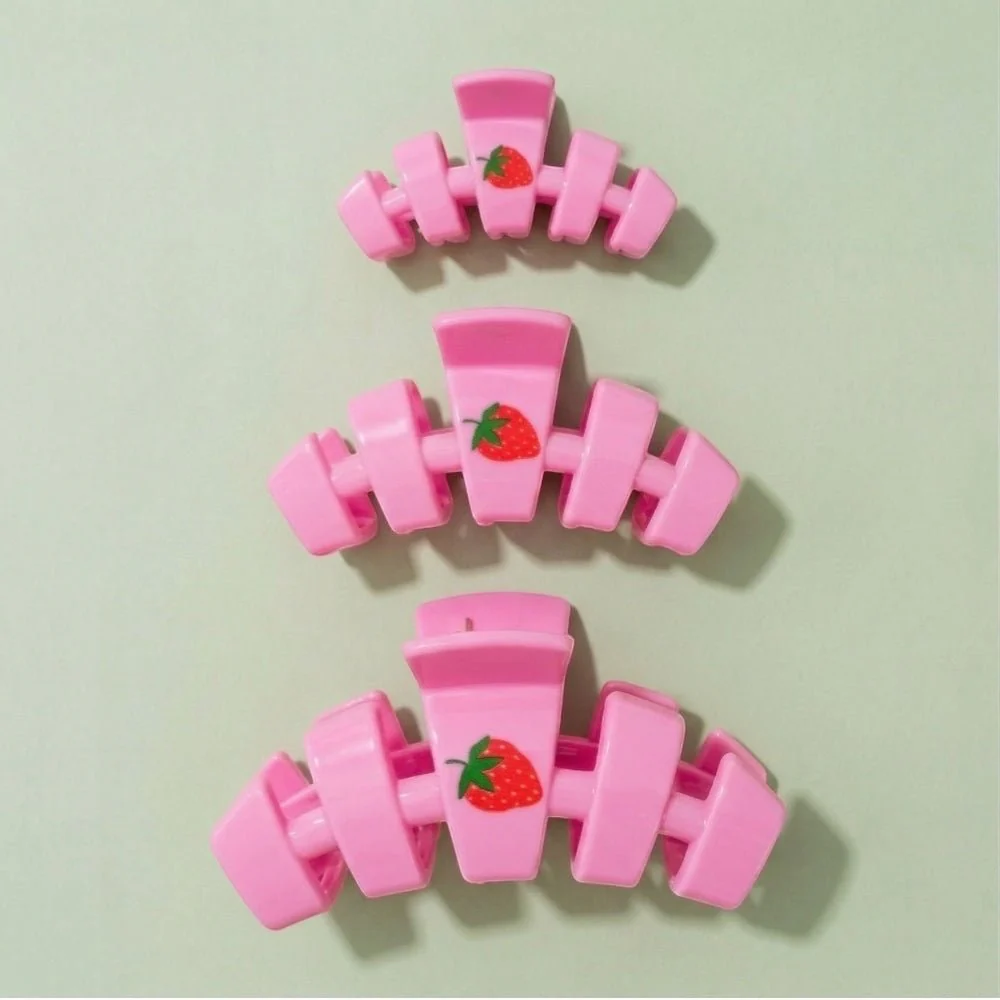 Classic Handpicked Small Claw Clip - Image 4