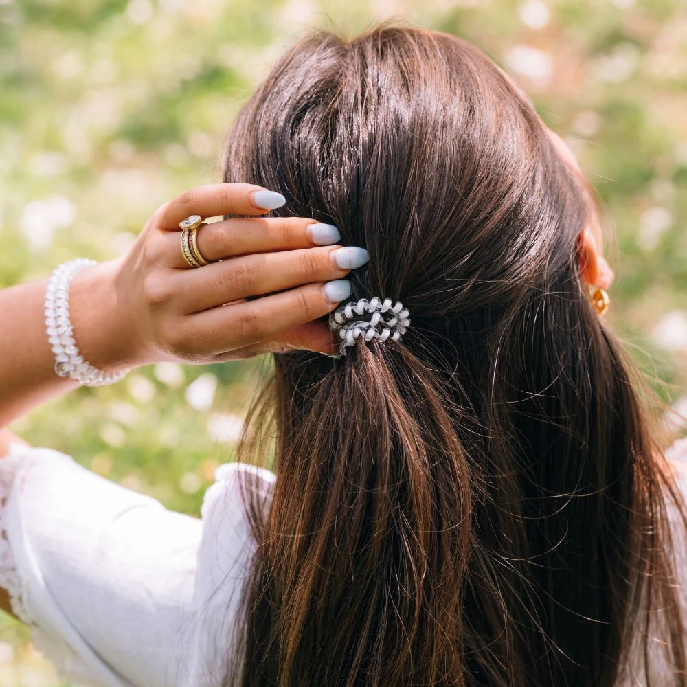 Coconut White Small Hair Ties - Image 4
